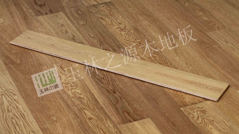 锁扣地板耐磨层：揭秘其背后的技术奥秘